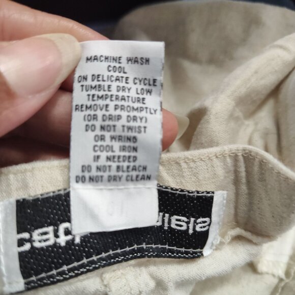 Vintage Cathy Daniels Beige Linen Blend Capri Pants Women Size 12 Button Accents - Picture 6 of 12